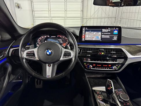 Used 2023 BMW M550i xDrive AWD/4WD image 27