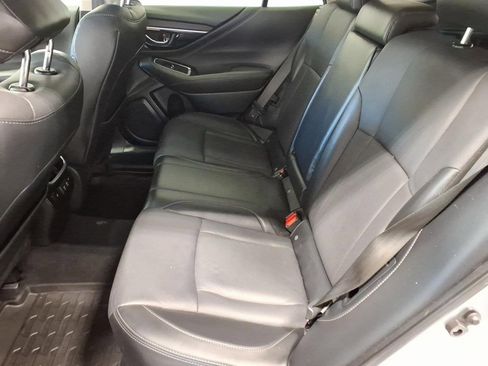 Used 2020 Subaru Outback Limited image 19