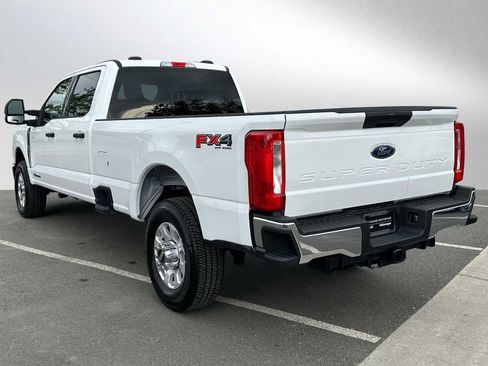 Used 2023 Ford F350 XLT w/ FX4 Off-Road Package image 5
