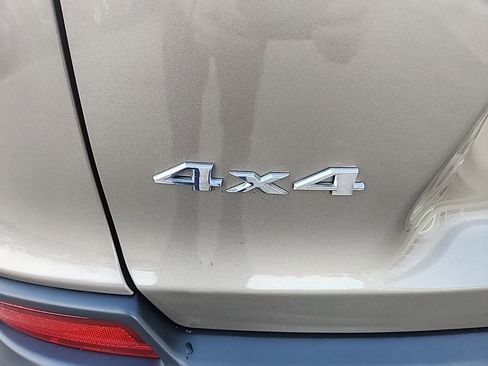 Used 2019 Jeep Cherokee Limited w/ Technology Group image 17