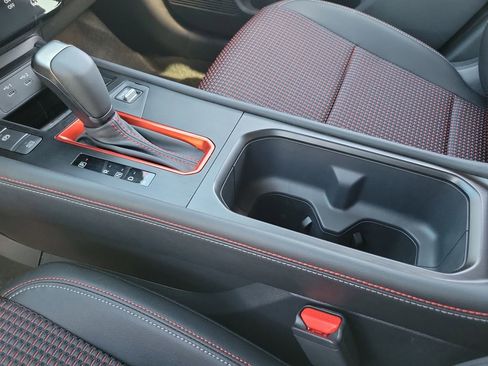 New 2026 Nissan Kicks SR image 10