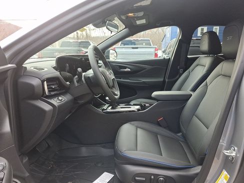 New 2026 Buick Envista Sport Touring w/ Convenience I Package FWD image 13