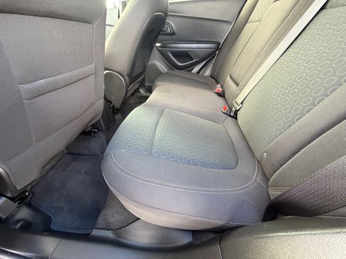 Used 2021 Chevrolet Trax LS w/ Tint and Cruise Package image 23