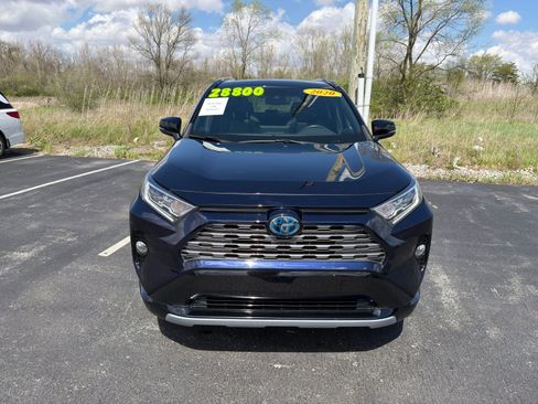 Used 2020 Toyota RAV4 XSE w/ XSE Grade Weather Package image 9