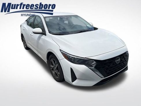 Used 2024 Nissan Sentra SV FWD image 6