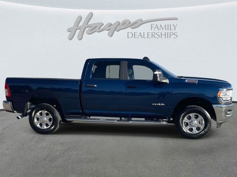 Used 2024 RAM 2500 Big Horn w/ Bed Utility Group image 32