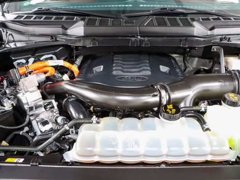 Used 2022 Ford F150 Lariat w/ Equipment Group 502A High image 34