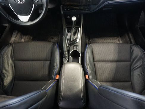 Used 2017 Toyota Corolla SE image 24