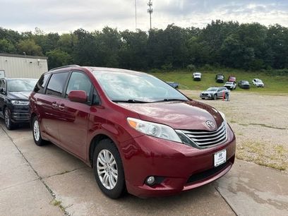 Used 2015 Toyota Sienna XLE w/ XLE Navigation Package