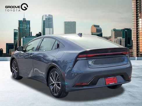 New 2026 Toyota Prius XLE image 3