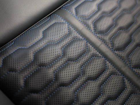 Used 2025 Audi RS 6 performance w/ Blue RS Design Package Plus image 42