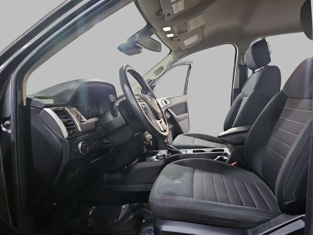 Used 2019 Ford Ranger XLT w/ Equipment Group 302A Luxury AWD/4WD image 18