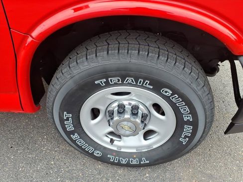 Used 2019 Chevrolet Express 2500 LS w/ Driver Convenience Package image 26