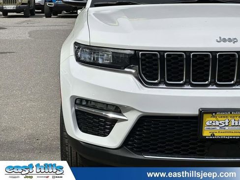 Certified 2023 Jeep Grand Cherokee Limited AWD/4WD image 9