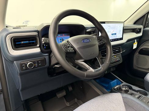 New 2026 Ford Maverick XLT w/ XLT Luxury Package FWD image 12
