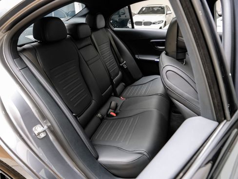 Used 2025 Mercedes-Benz C 300 4MATIC Sedan image 34