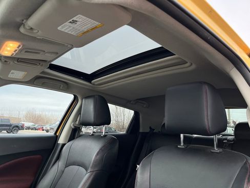 Used 2017 Nissan Juke SL image 21