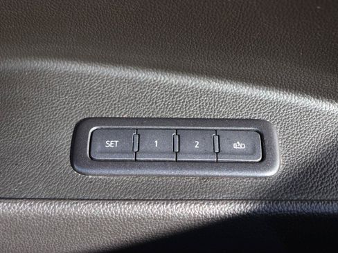 Used 2019 GMC Yukon XL SLT w/ Open Road Package AWD/4WD image 56