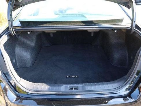 Certified 2025 Nissan Altima 2.5 SV FWD image 7