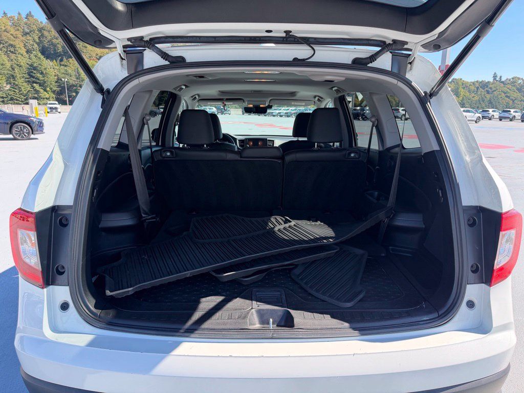 Used 2021 Honda Pilot Special Edition image 9