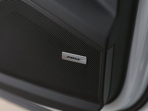 New 2025 Porsche Cayenne image 27