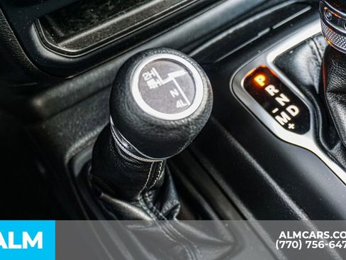 Used 2025 Jeep Wrangler Unlimited Sport AWD/4WD image 45