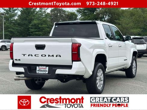 Certified 2025 Toyota Tacoma SR5 AWD/4WD image 3