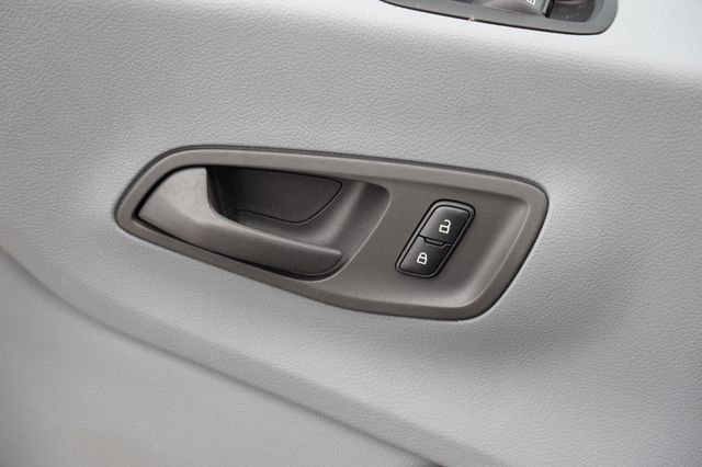 Used 2015 Ford Transit 150 XLT RWD image 42