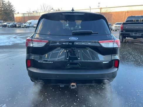 Used 2020 Ford Escape Titanium image 6