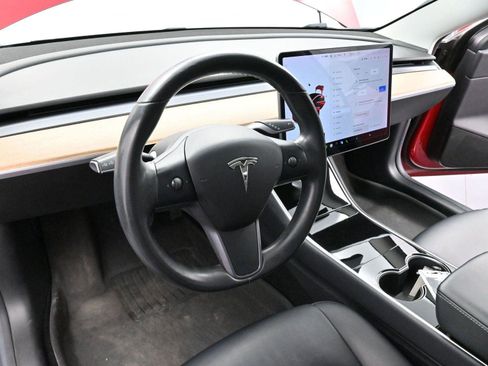 Used 2018 Tesla Model 3 Long Range RWD image 16