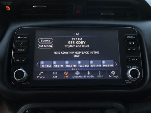 Used 2023 Nissan Kicks SR w/ SR Premium Package FWD image 25