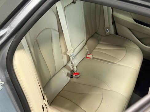 Used 2019 Buick LaCrosse Essence w/ Sun and Shade Package FWD image 18