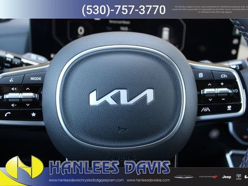 New 2026 Kia Carnival SX Prestige FWD image 31