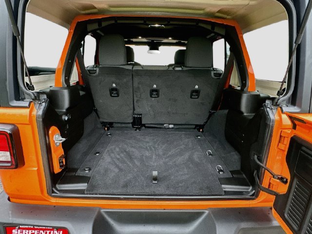 Used 2025 Jeep Wrangler Unlimited Sport AWD/4WD image 26