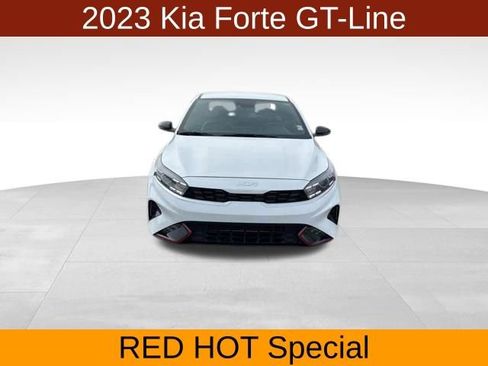 Used 2023 Kia Forte GT-Line image 2