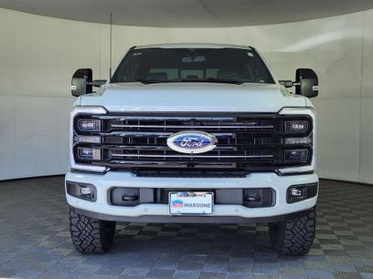 New 2026 Ford F350 Platinum w/ Tremor Off-Road Package