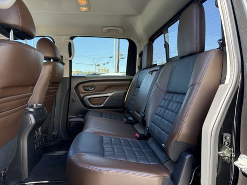 Used 2016 Nissan Titan Platinum Reserve image 15