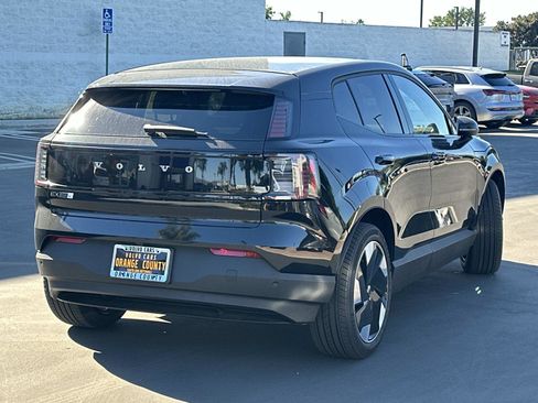 New 2026 Volvo EX30 Plus image 4