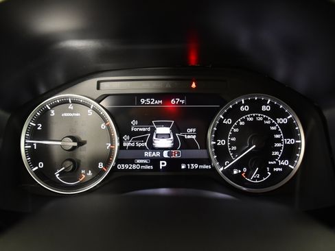 Used 2023 Mitsubishi Outlander ES AWD/4WD image 17