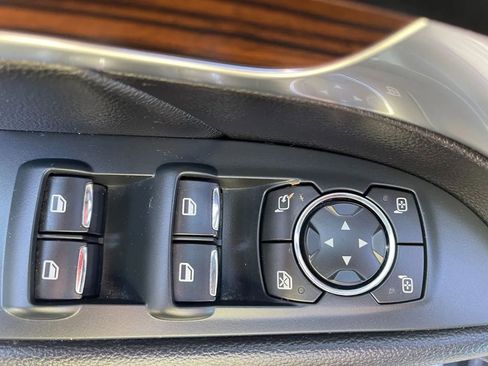 Used 2019 Ford Explorer Limited w/ Class III Trailer Tow Package image 22