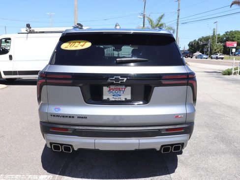Used 2024 Chevrolet Traverse Z71 w/ Enhanced Driving Package AWD/4WD image 14