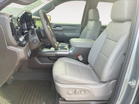 New 2026 Chevrolet Silverado 1500 LTZ w/ LTZ Premium Package image 8