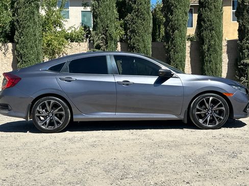 Used 2020 Honda Civic Sport image 3