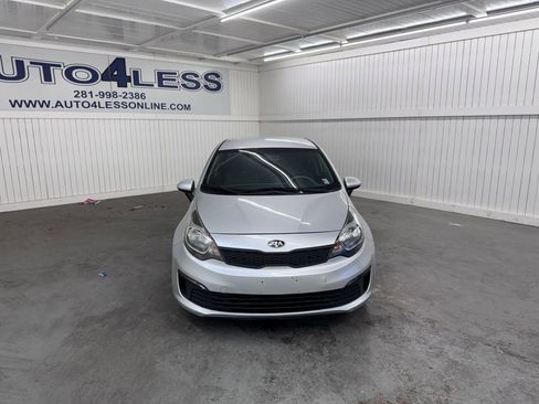Used 2017 Kia Rio LX w/ Power Package image 2