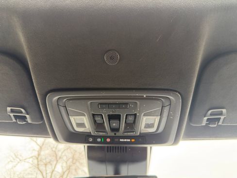 Used 2025 GMC Sierra 2500 Denali Ultimate image 22