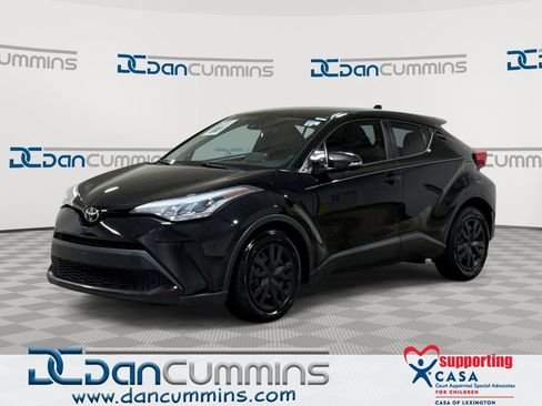Used 2020 Toyota C-HR LE FWD image 1