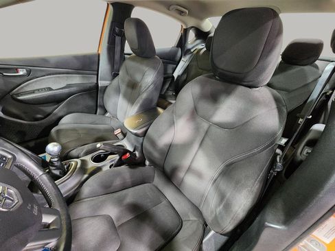 Used 2013 Dodge Dart SXT w/ SXT Special Edition Group FWD image 13