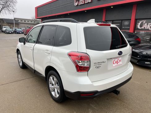 Used 2016 Subaru Forester 2.5i Premium w/ All-Weather Package image 3