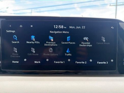 Used 2024 Hyundai Palisade Limited AWD/4WD image 40