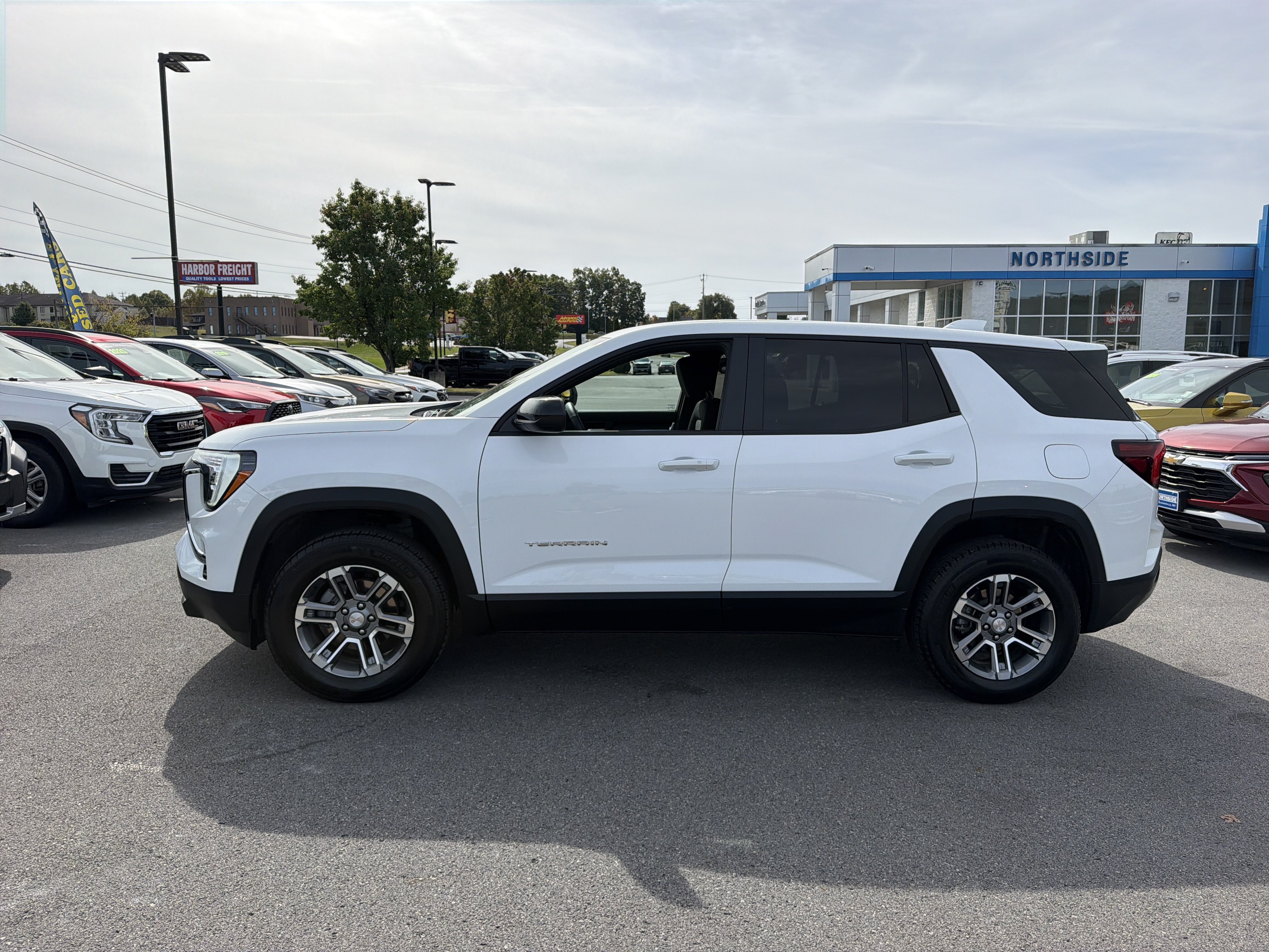 Used 2026 GMC Terrain Elevation AWD/4WD image 10